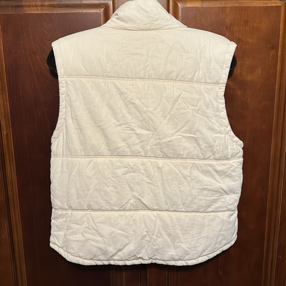Mod-o-doc cream quilted vest size medium. - Picture 4 of 4